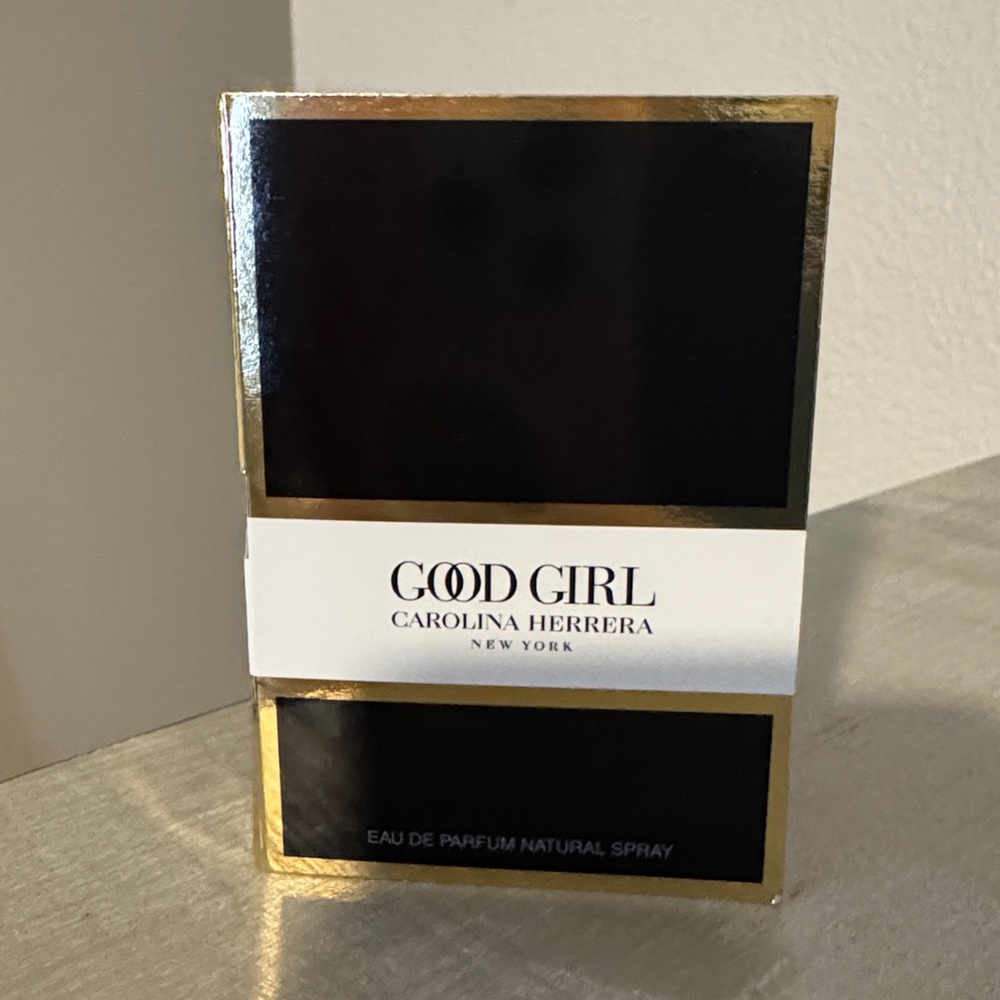 Sample- Carolina Herrera Good Girl Black and Gold Packaging